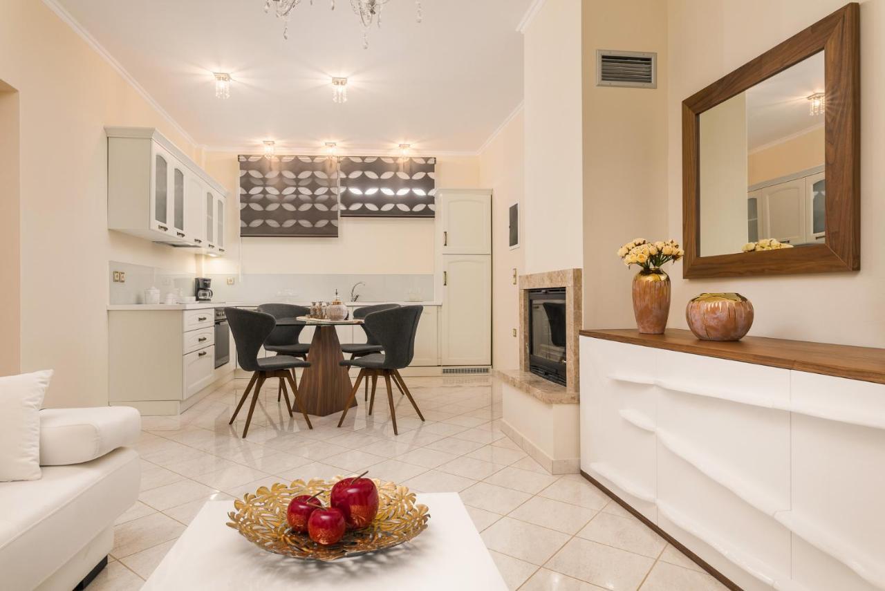 Apartment Danae Luxury Agia Markella